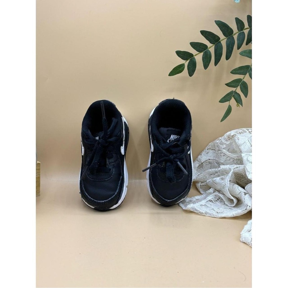 Nike Air Max 90 Toddler 6C Black White Sneakers Athletic Shoes CD6868-001